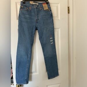 Levi’s Wedgie Straight High Rise Jeans